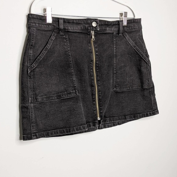 MADEWELL • Black Denim Utility Zip Skirt Sz 32 - Picture 3 of 7